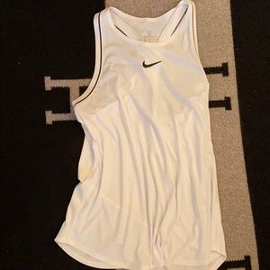 Nike top